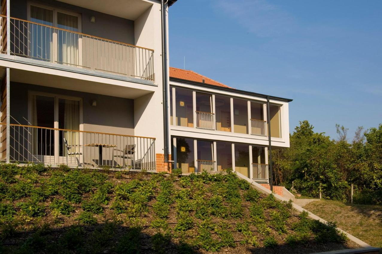 Jankovich Hotel Rácalmás Εξωτερικό φωτογραφία